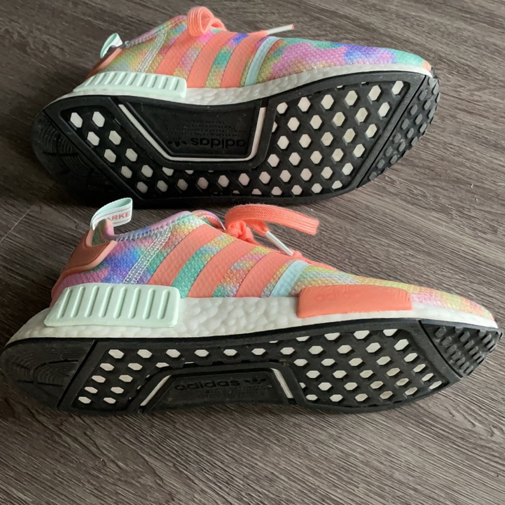 Adidas NMD R1 - Picture 3 of 4